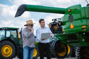 Las asesorías ayudan a sacar adelante las cooperativas de agricultores